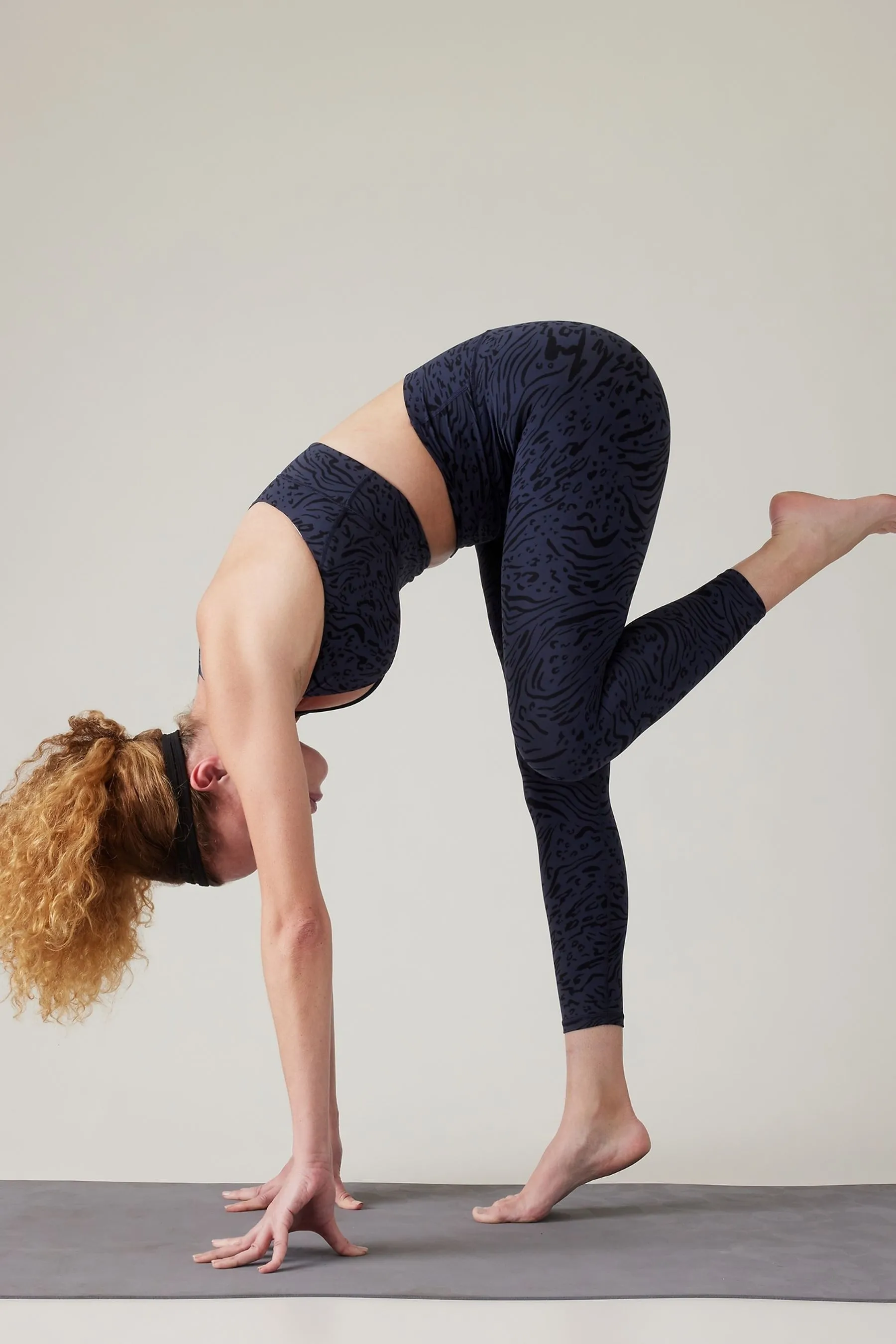 Athleta Blue Transcend 7/8 Leggings