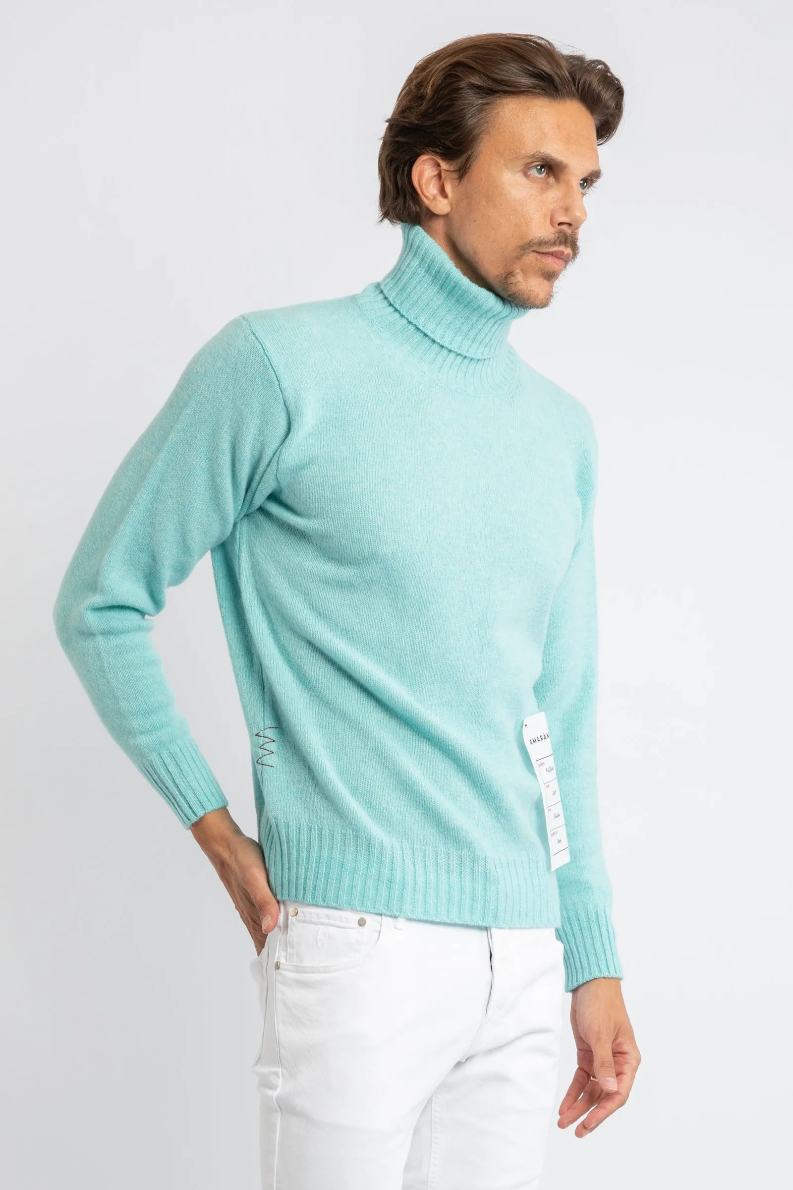 Maglione collo alto celeste