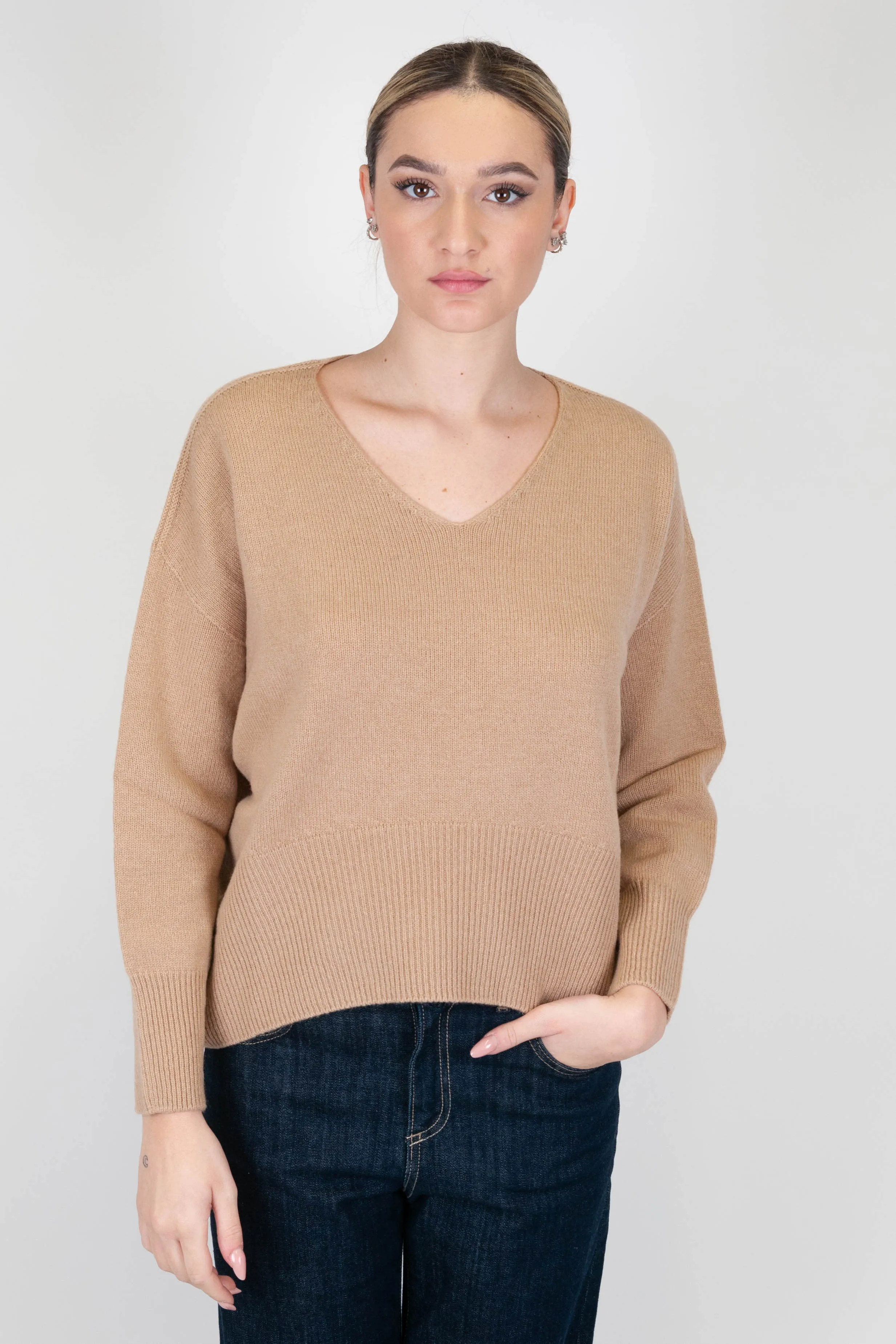 Tensione in - Maglia con scollo a v in misto cashmere