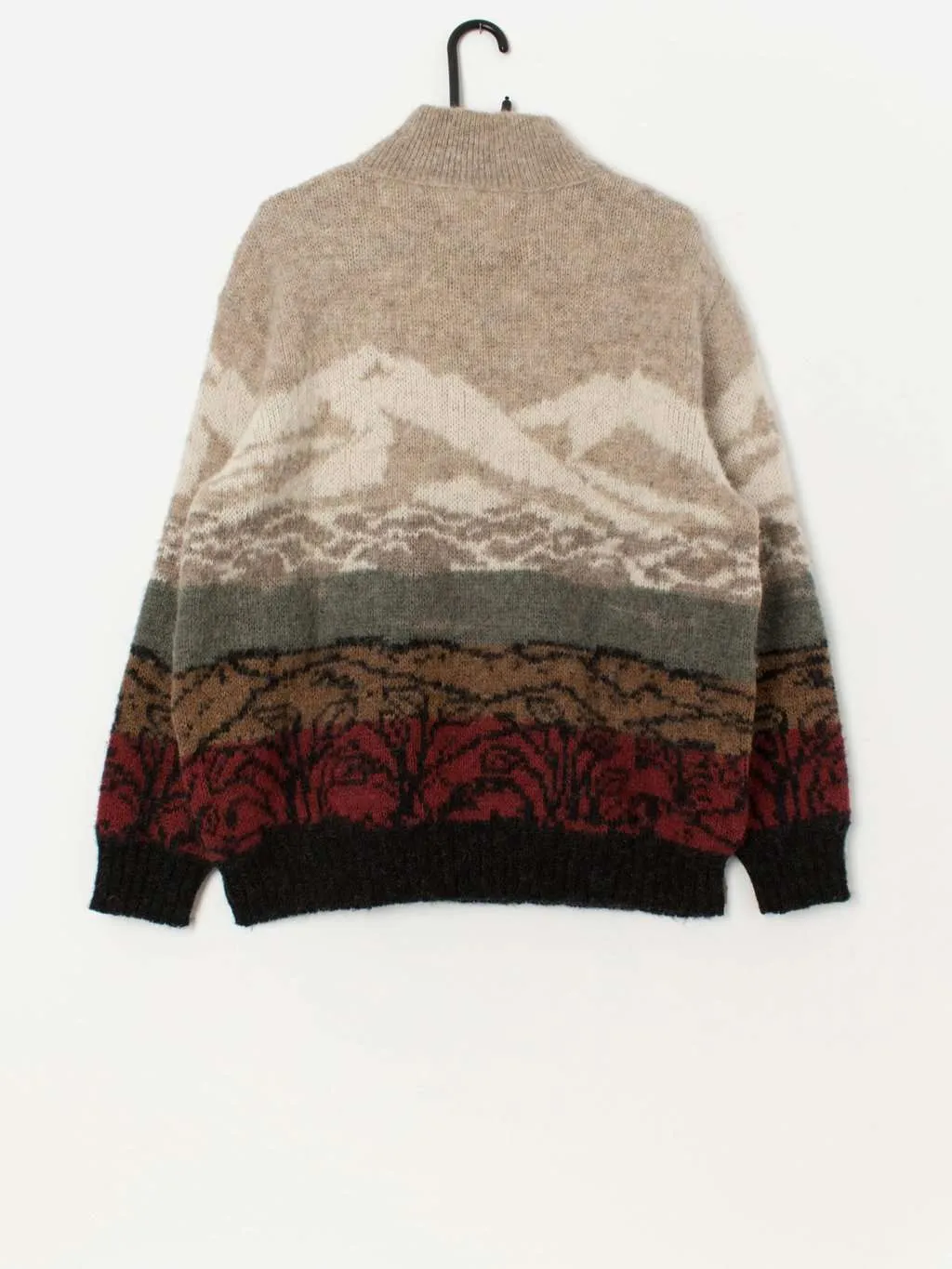 Vintage Floss Icelandic wool fluffy sweater with mountain scene – Large