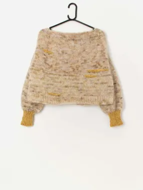 Vintage handknitted cropped sweater in beige with mustard yellow detail – Medium