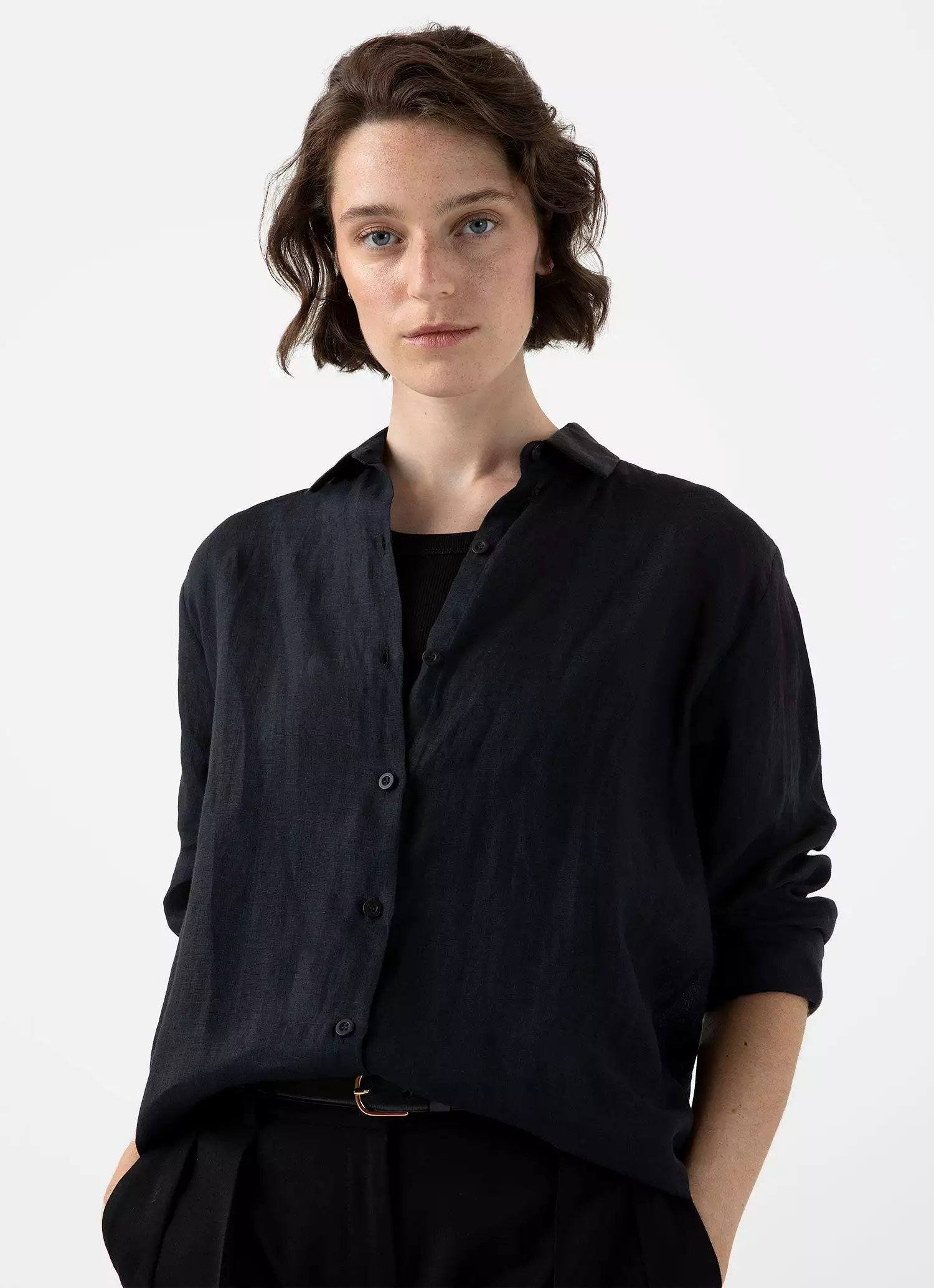 Women's Linen Shirt in Black